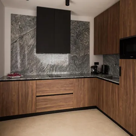 гірська феєрія アパート ミホヴォ